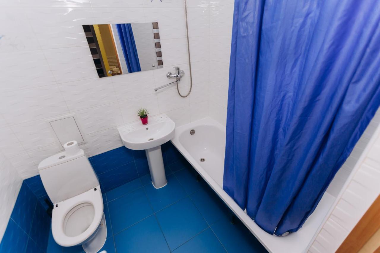 Затишні Apartments Біля Жд Вокзалу Ivano-Frankivsk Esterno foto